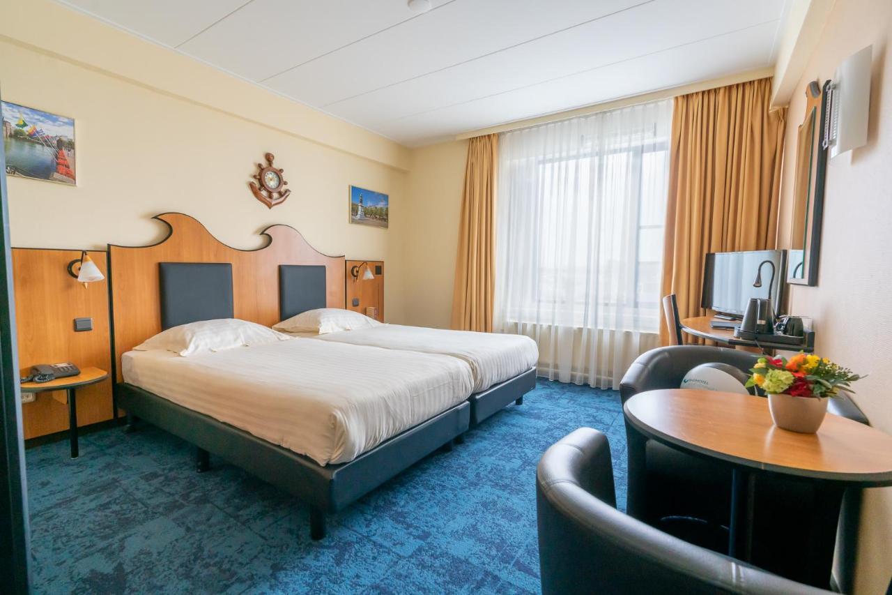 Badhotel Scheveningen 3*
